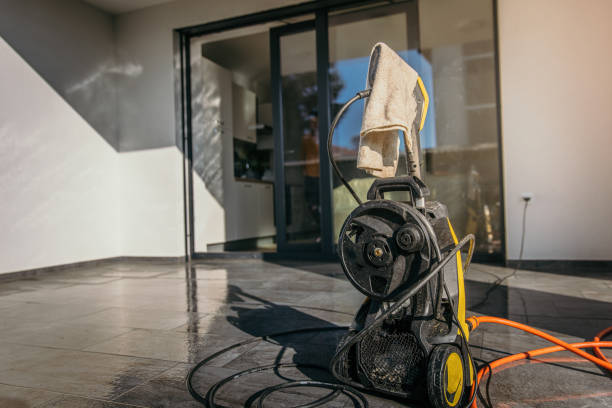 Best Graffiti Removal  in Caldwell, TX